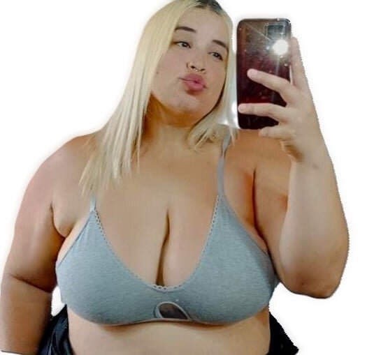 Amber_Bigboobs_