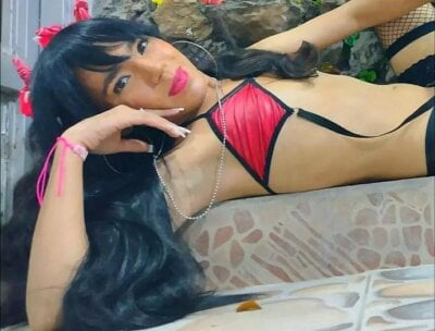 Moon_hill Trans Latina Naked Webcam