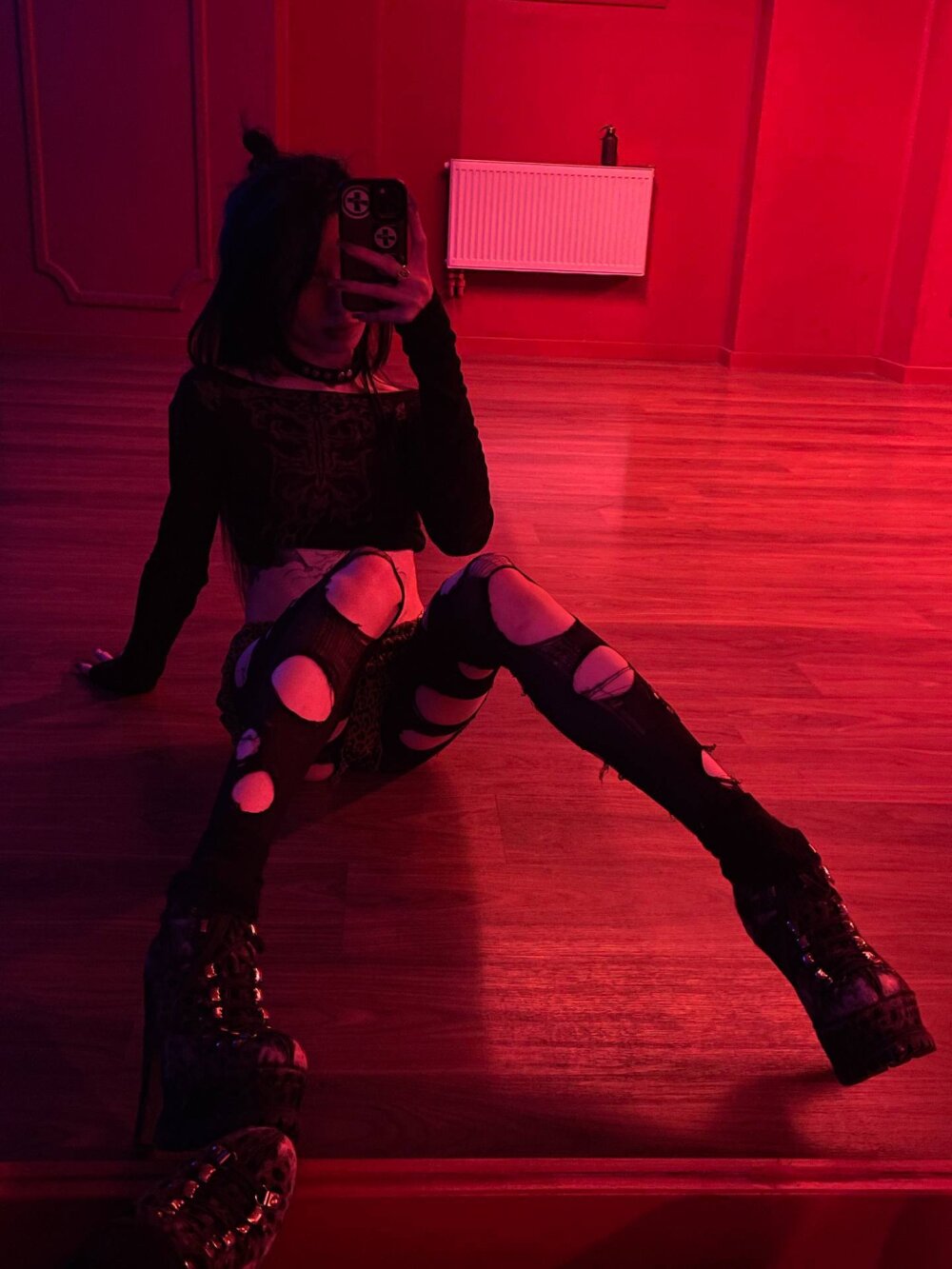 sexyy_crime from stripchat