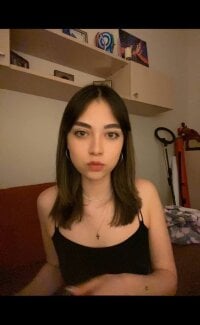 Czat XXX na żywo – ElyseMangina