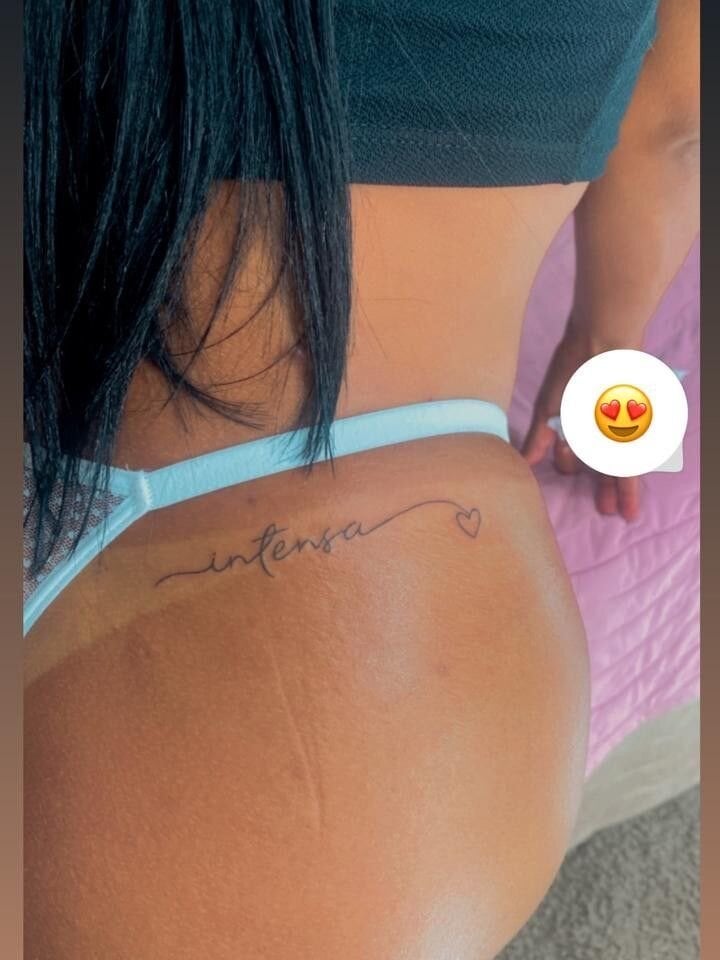 Lucia_10001's Offline XXX Chat