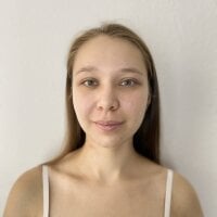 LucyAustin Offline XXX-Chat