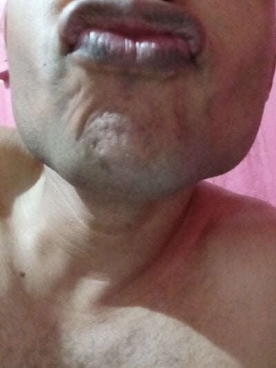 Kilmama Male C2c Nude Webcam