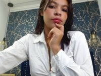 Mia_harmony's webcam live show