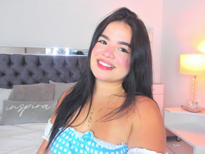 Iamvan Female Colombianteens Live Webcam Nude