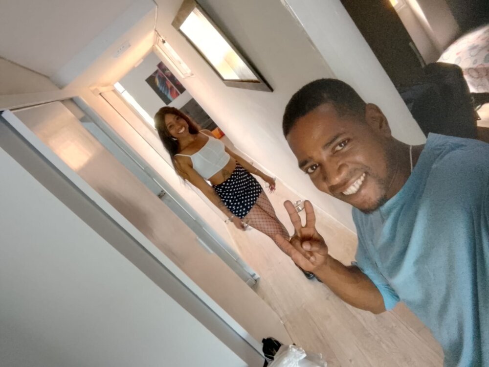 Live sex webcam photo for Deliciouscocoa #289945715