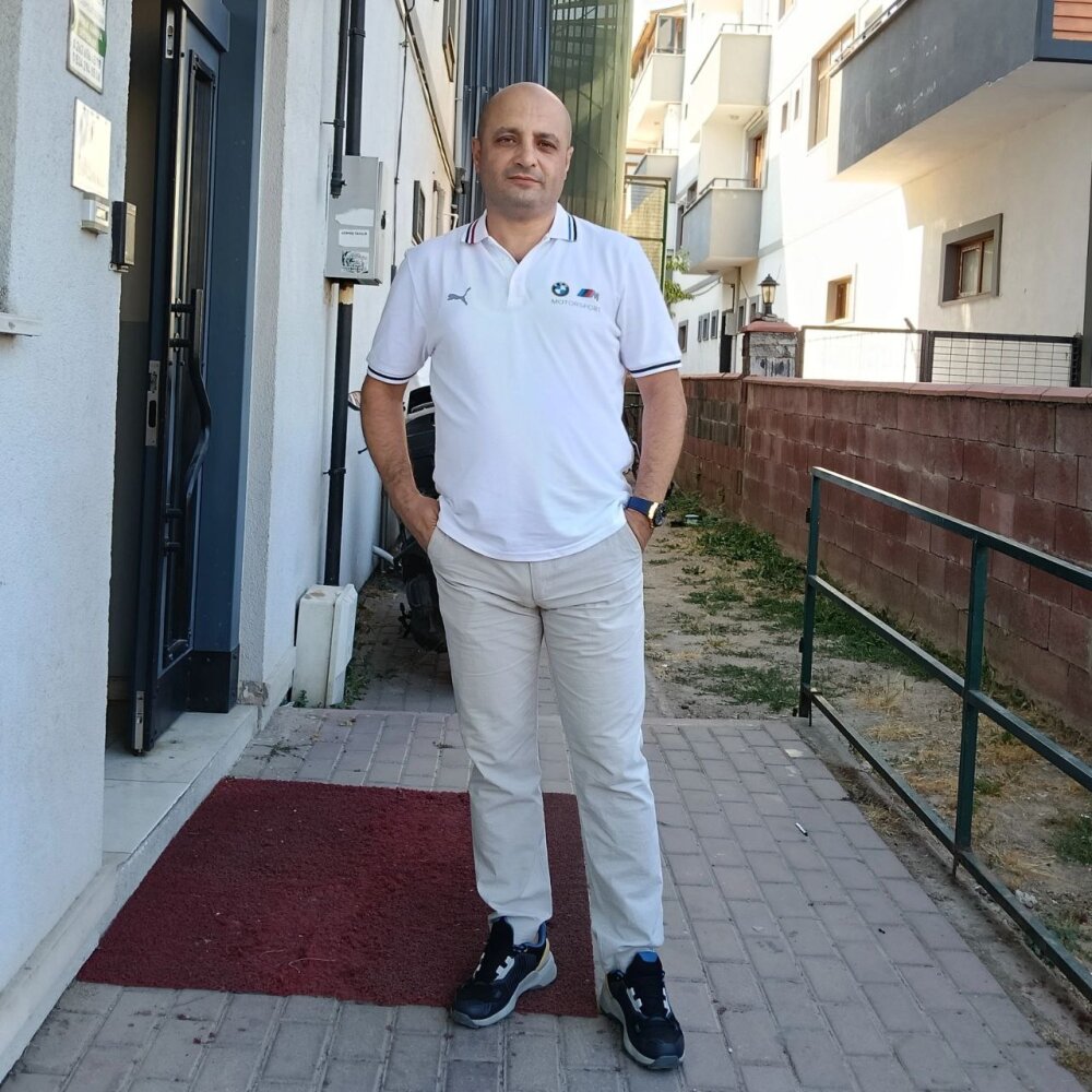 Redbul42's most recent online preview