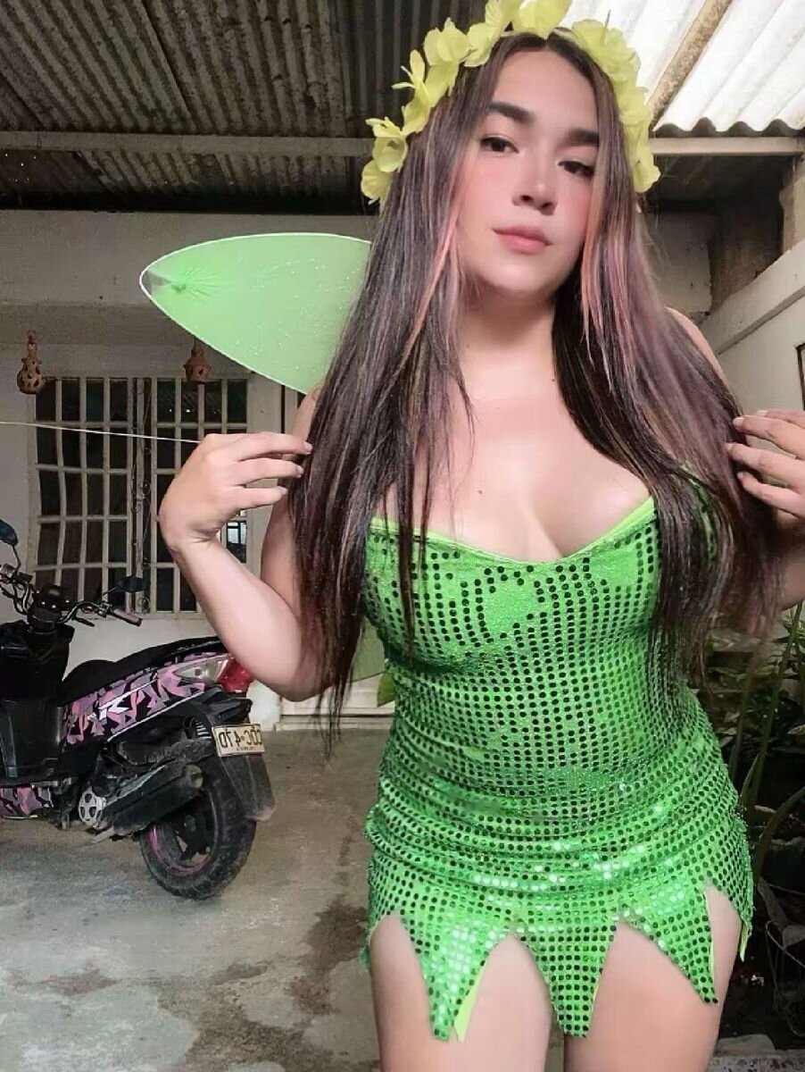 stripchat yayita_cute webcam profile pic via elivecams.com