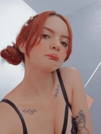 Anika-Senpai's Offline Chat Room
