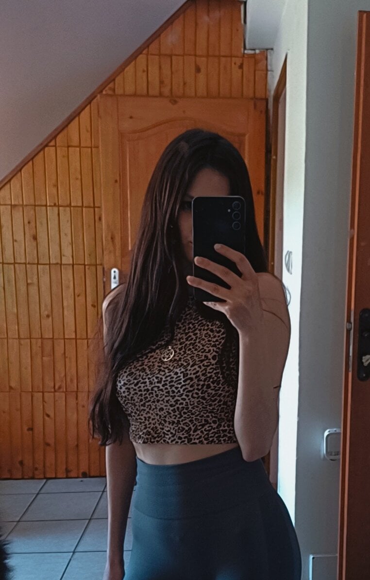 AdelineLips profile