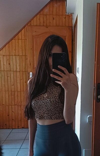 AdelineLips Female Roleplayyoung Online Cam Naked