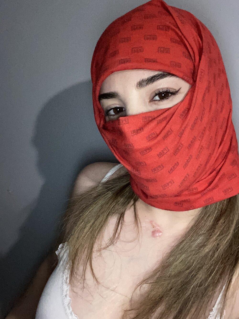 sexcam-girls.com mira_helioss livesex profile in turkish cams