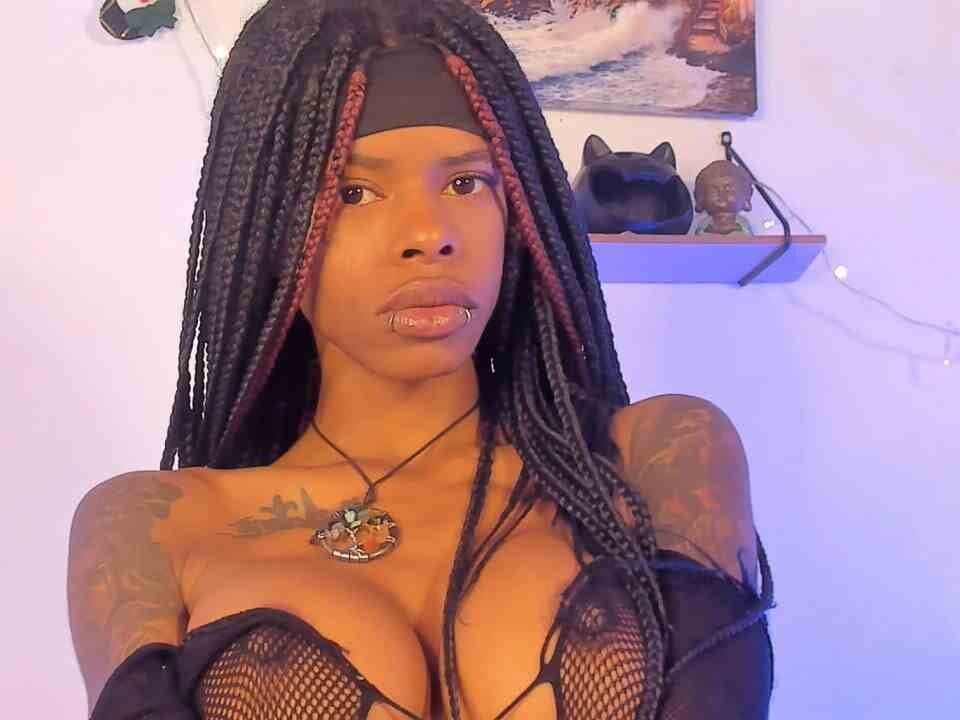 livesexr.com aprille15 livesex profile in latino cams