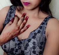 Itz-sarika's webcam live show