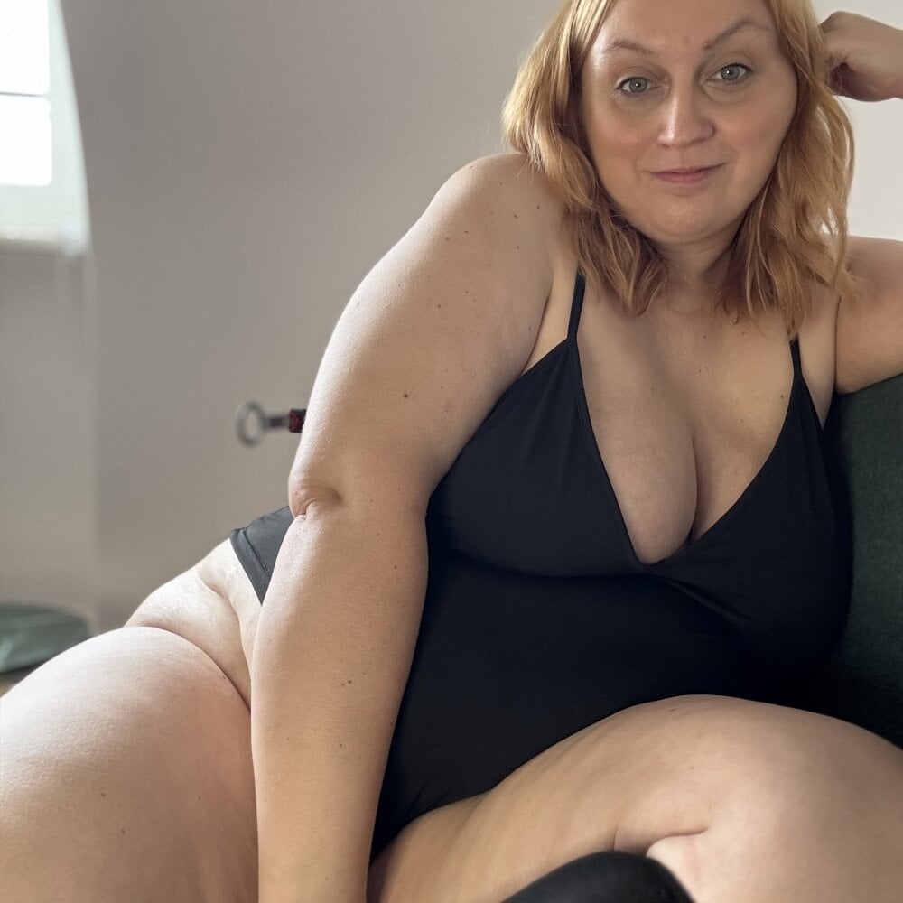 bbw_nora from stripchat