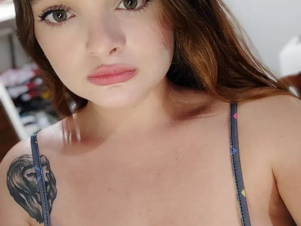 Emmacut profile