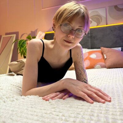 Ema_spark Female C2c Webcam Porn