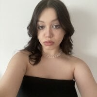 Kim_Wayne's Offline Chat Room