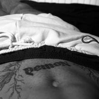 FacelessAlpha's webcam live show