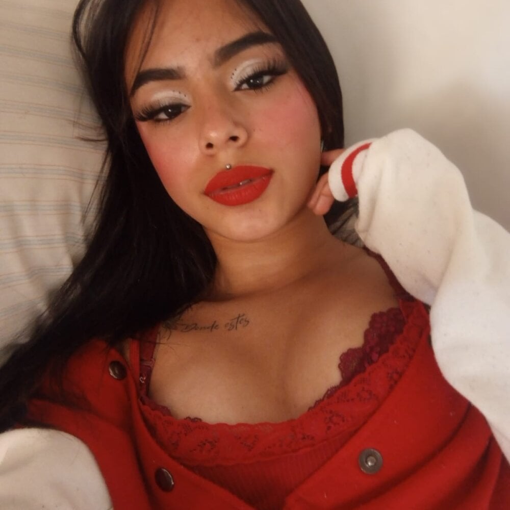 danai_funny Offline XXX-chat