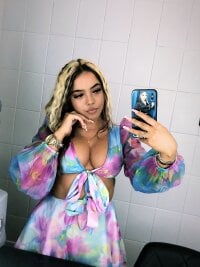 Offline chatovací místnost Miss_Ribanna