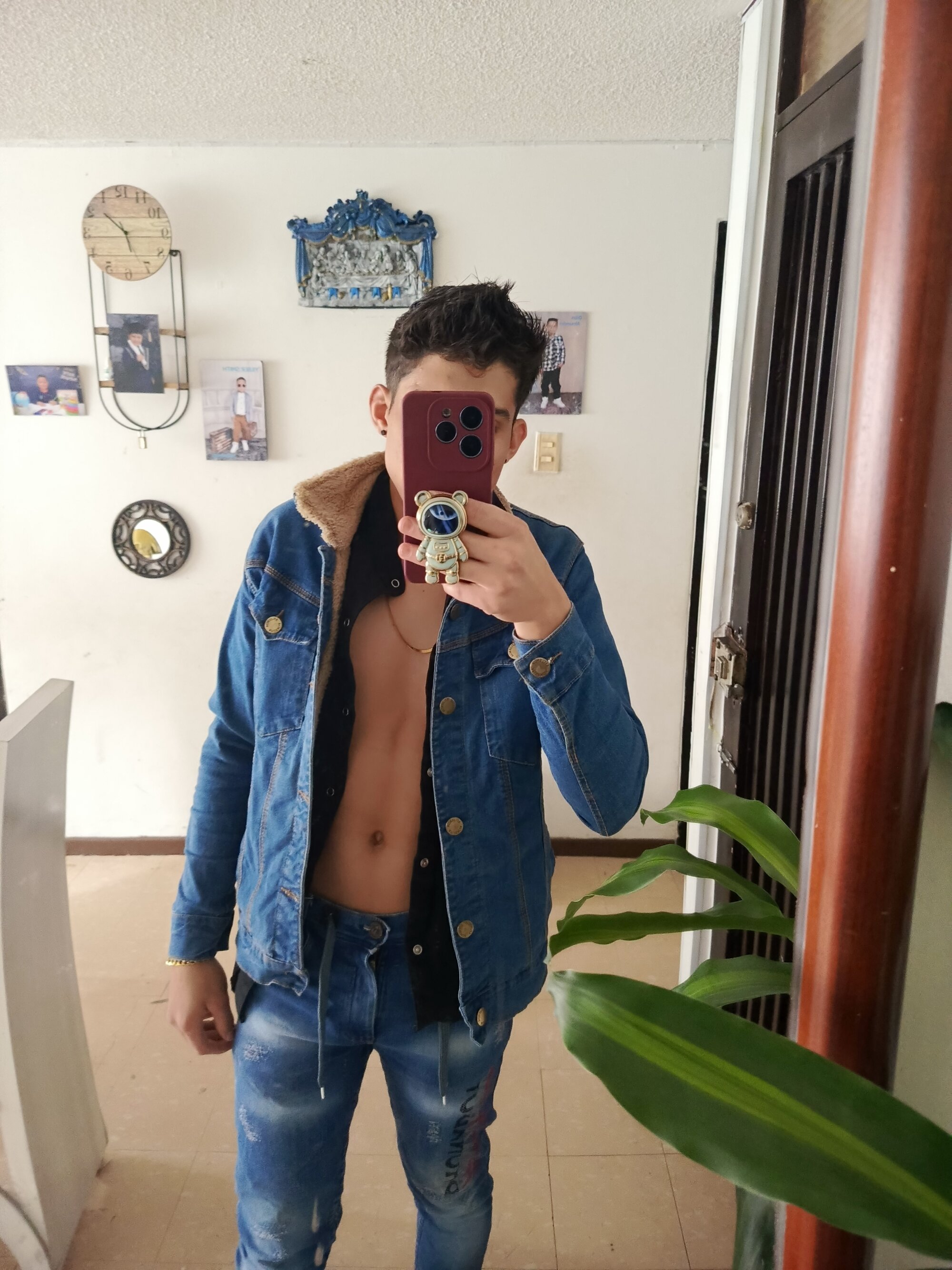 EduarBlack31