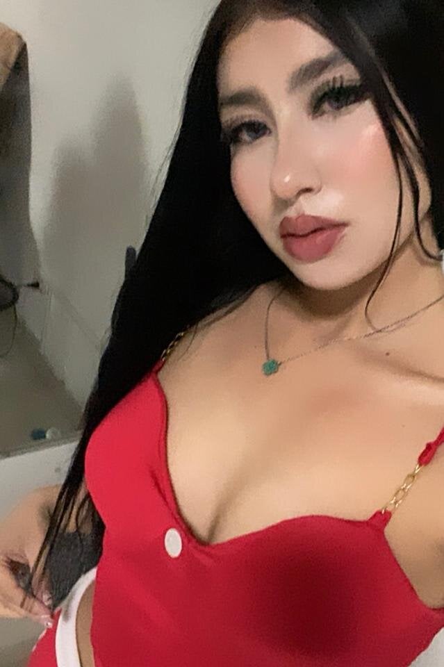 chatnmate.com savannah_750 livesex profile in brown-hair cams