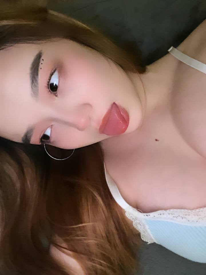 jenny__lii's Offline XXX Chat