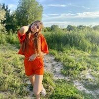 Dancelady18andBoy's Offline Chat Room