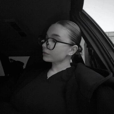 Sophie_Sky228