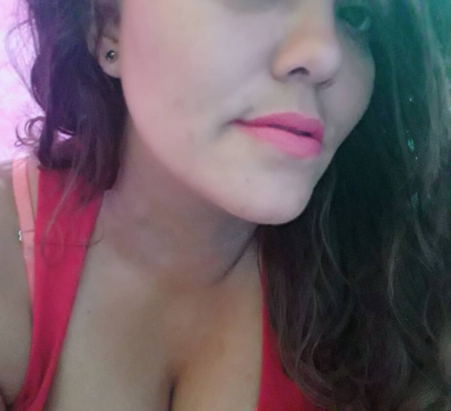 Cacheada_ 🤐 online chat