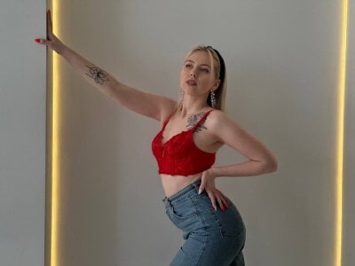 Amy__Honey - Stripchat Girl 