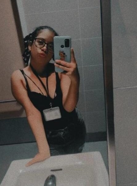 dania_azra