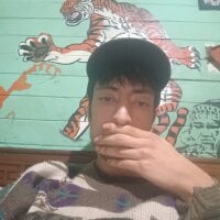 antooniioxxox's webcam live show