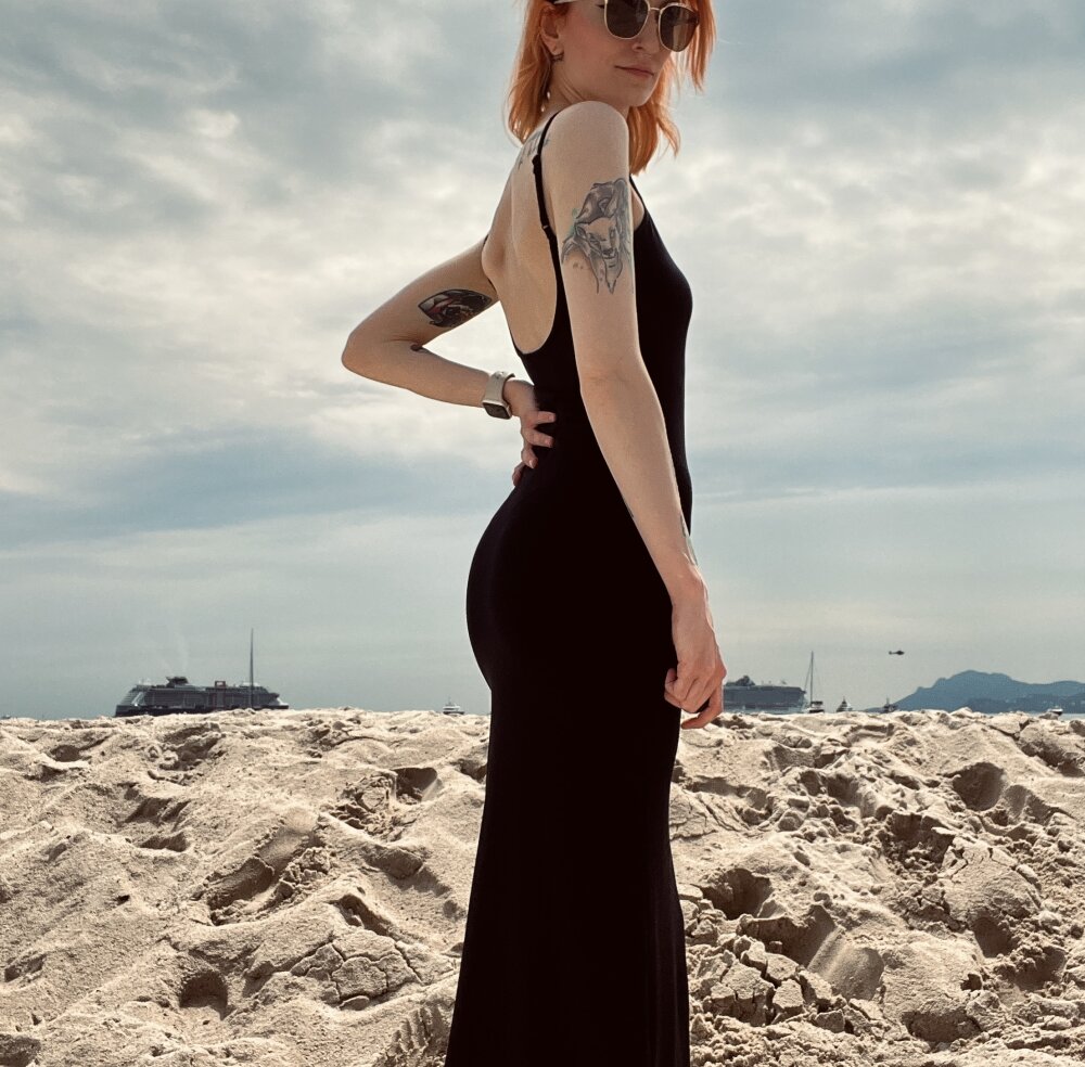 Queen_kay_foxの無料ライブウェブカメラショー＆XXXチャット | xHamsterLive