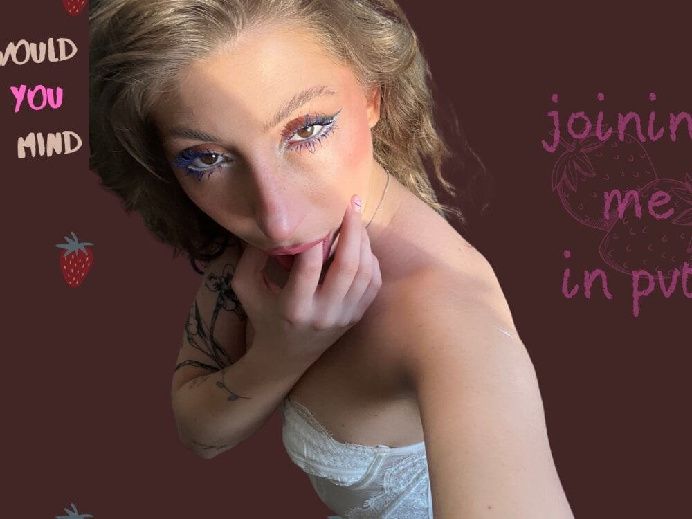 becouplegirls profile