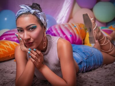 xGenesis_Miller_ private show