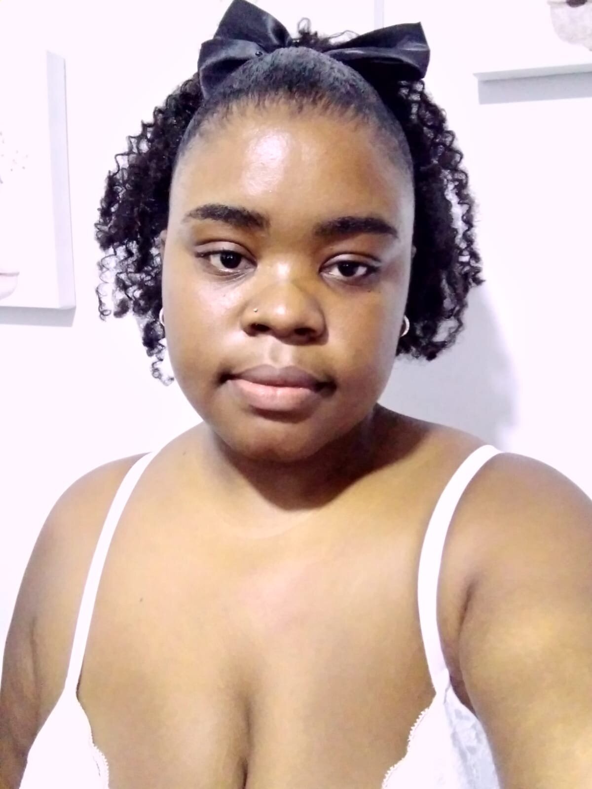 nahla_ebony