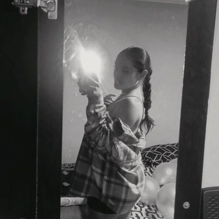 stripchat auroraa_pink webcam profile pic via livesexbbwcams.com