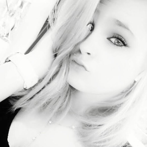 SexyBlonde1196