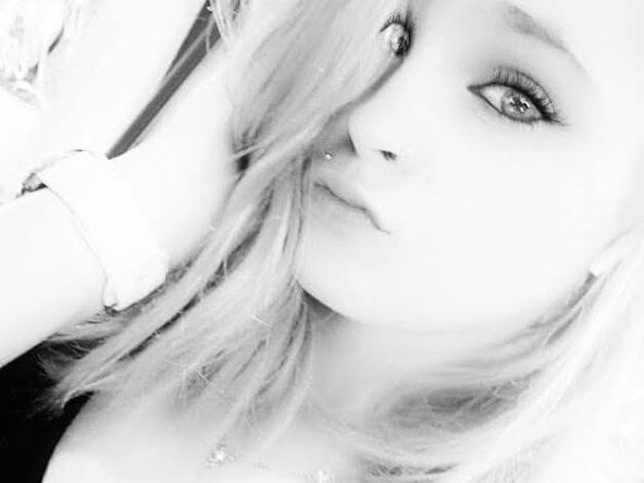 SexyBlonde1196 profile