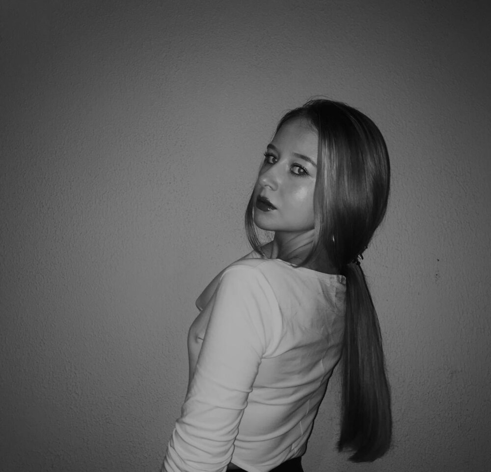 orange_days 🎻 free webcam