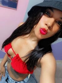 cata_santana_'s Live Sex Cam Show