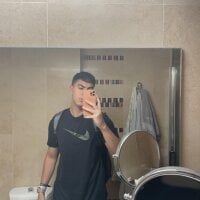aaronlavine77's webcam live show