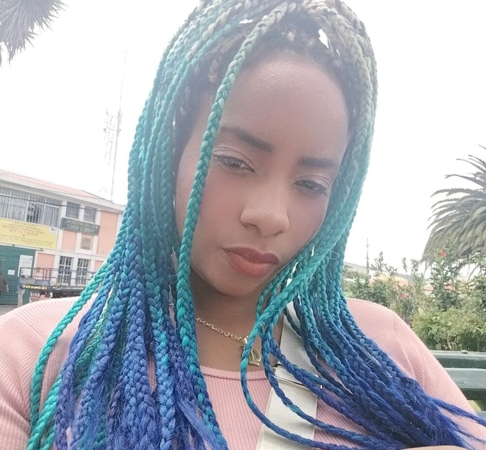 SweetBustyRoxy profile