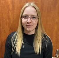 Cali_Carter18's Offline Chat Room
