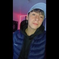 eroz_erotic's Offline Chat Room