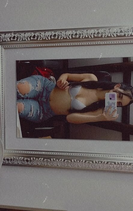 Live sex webcam photo for Karolayn71 #290221610