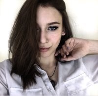 TeslaBaby's Offline Chat Room
