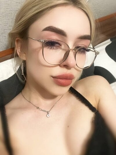 AliseEvans - Stripchat Girl 